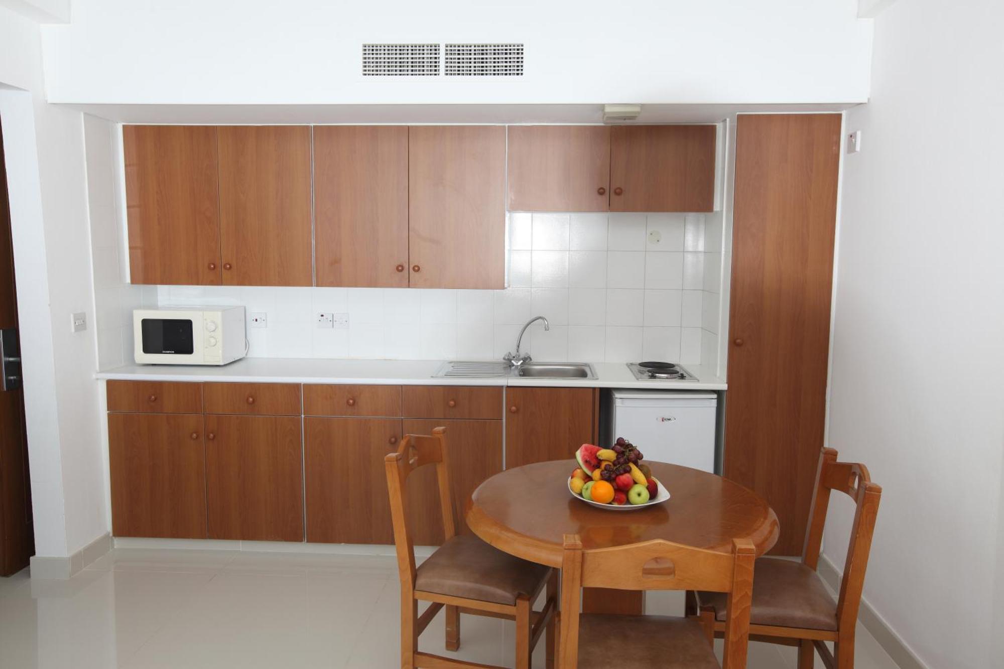 Anastasia Splash Residences Протарас Екстериор снимка