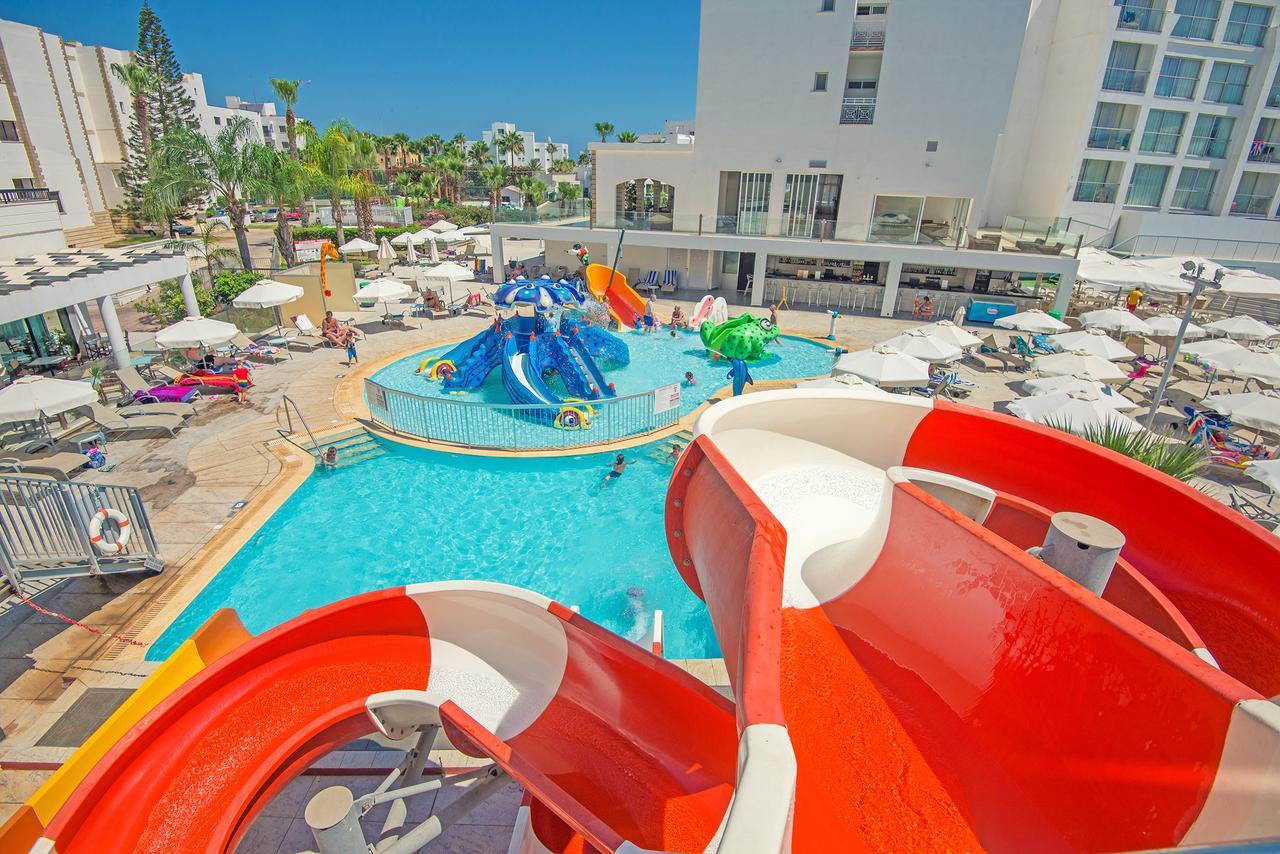 Anastasia Splash Residences Протарас Екстериор снимка