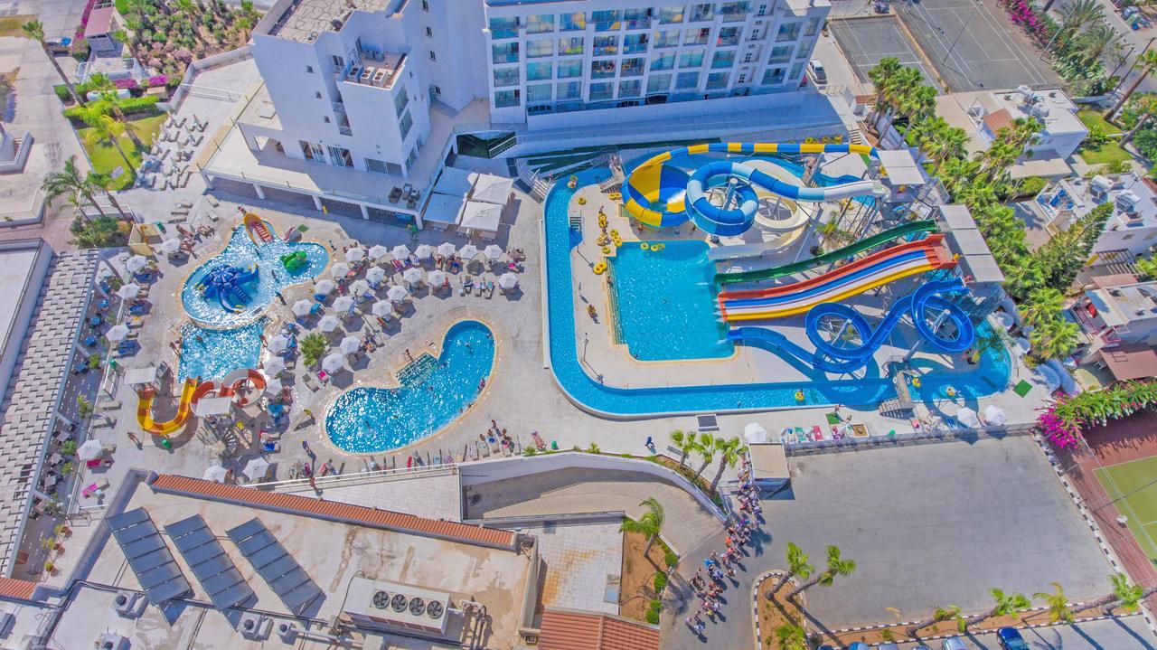 Anastasia Splash Residences Протарас Екстериор снимка